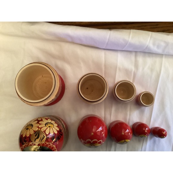 Russian Nesting Doll Wooden  5 Piece‎ Complete Preowned Red Floral Handpainted - Picture 2 of 10